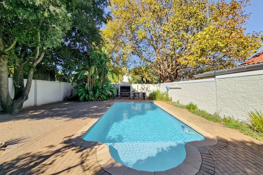2 Bedroom Property for Sale in Newlands Western Cape